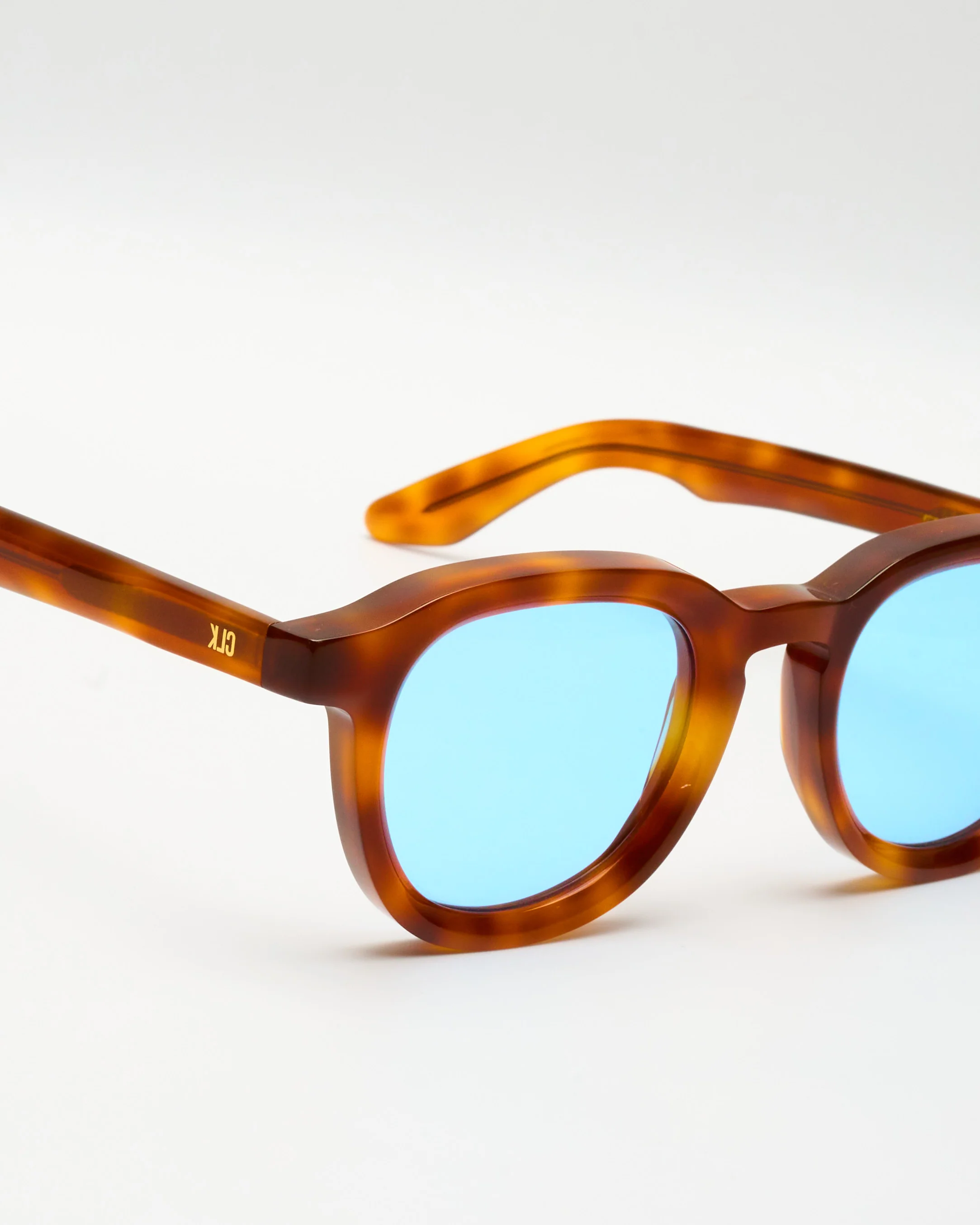 ANTHONY - TORTOISE / BLUE SKY - Image 6
