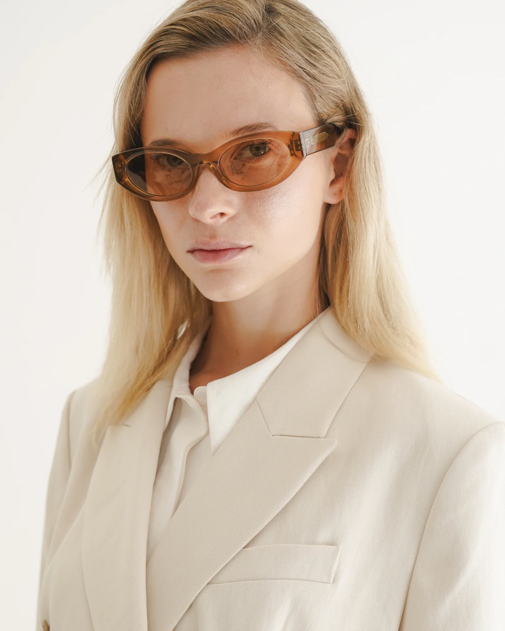 CARLOTTA - CHAMPAGNE  / SOFT AMBER - Image 2