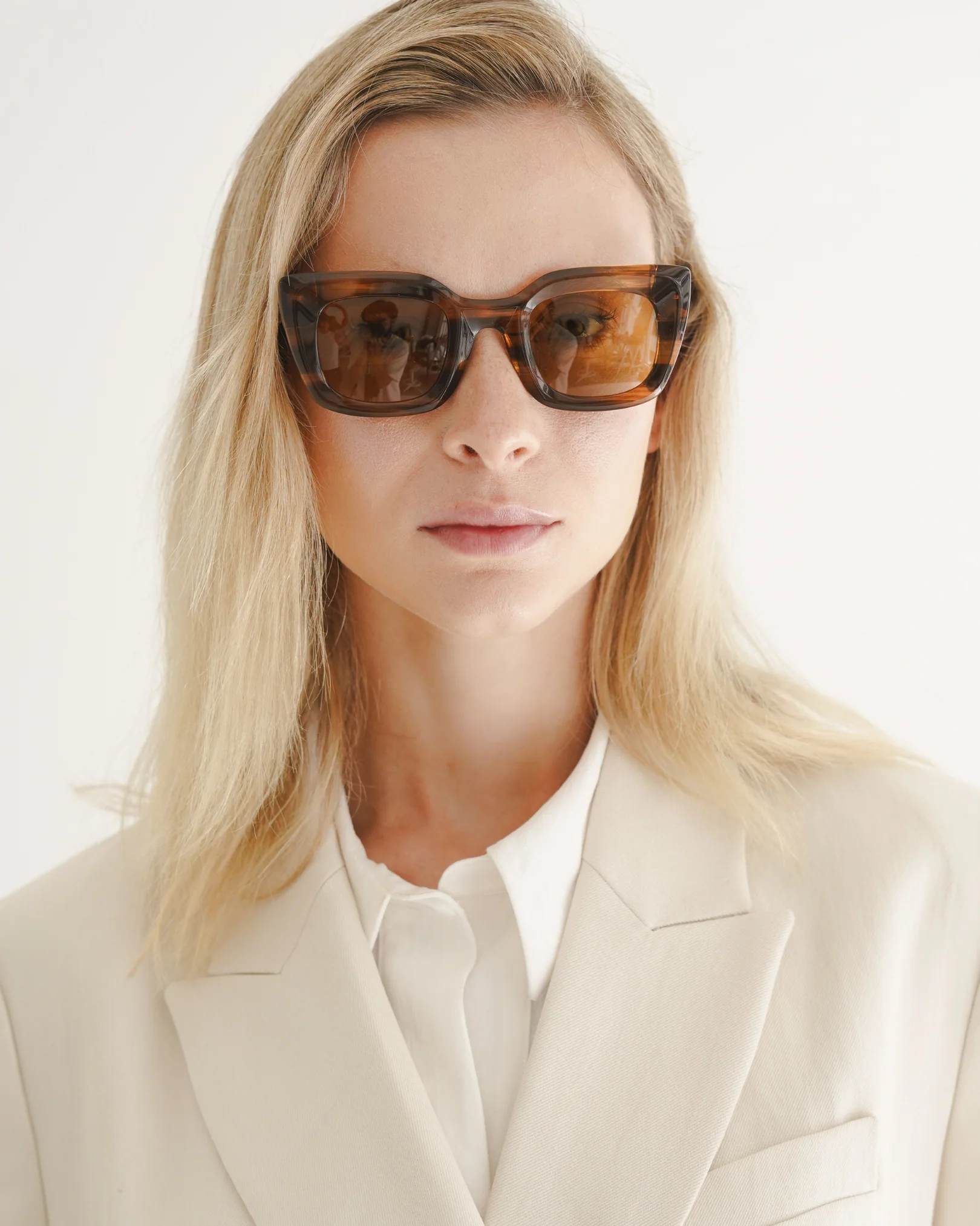CLAIRE - HONEY TORTOISE / VINTAGE AMBER - Image 2