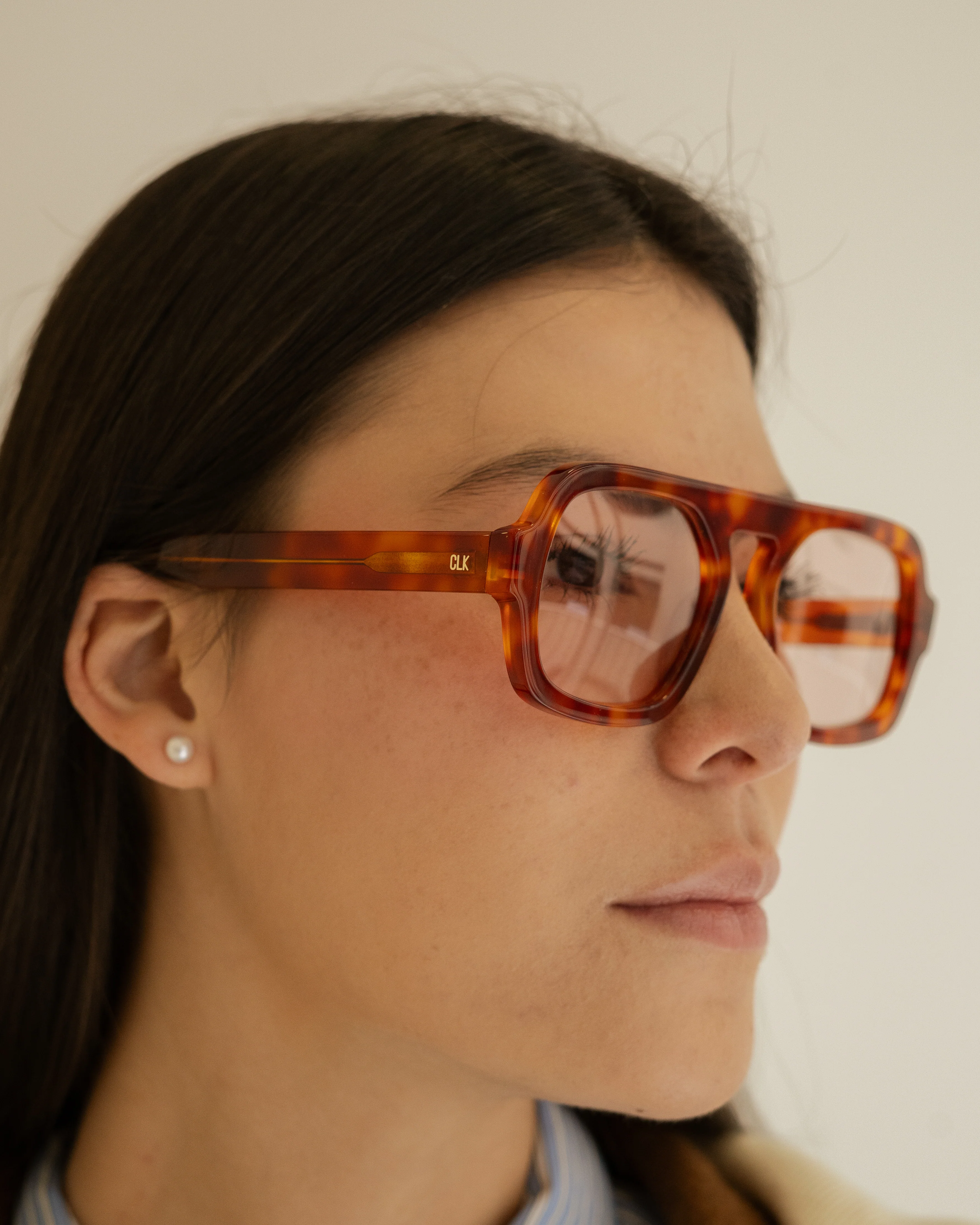CONNOR - AMBER TORTOISE / CHAMPAGNE - Image 5