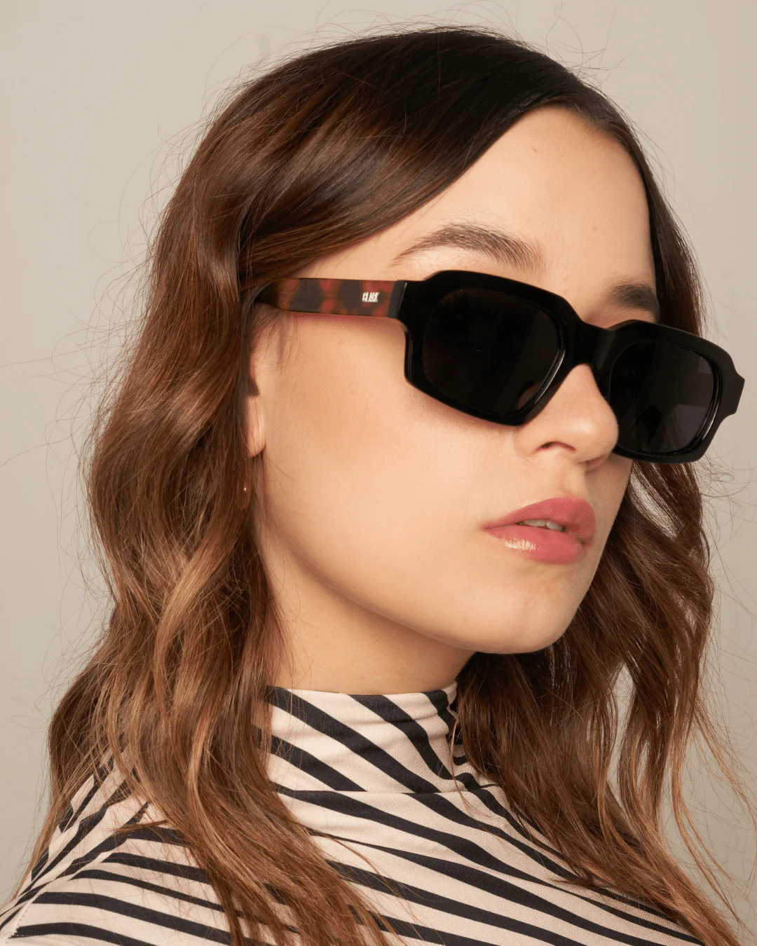 EVANS SUNGLASSES - CAREY/BLACK - Image 5
