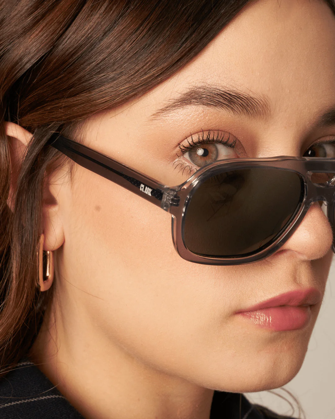 WOLF SUNGLASSES - TRANSPARENT/OLIVE - Image 6