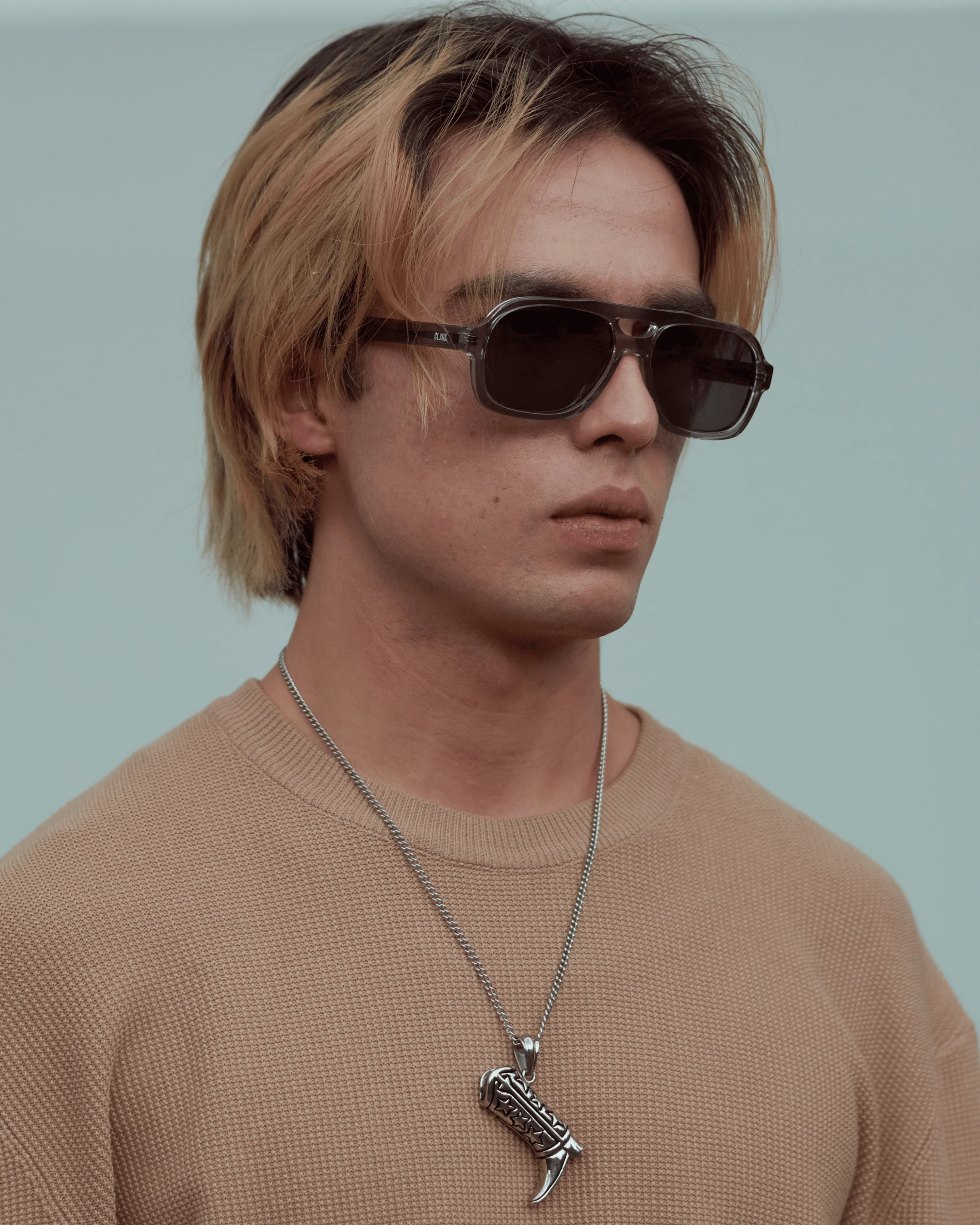 WOLF SUNGLASSES - TRANSPARENT/OLIVE - Image 8