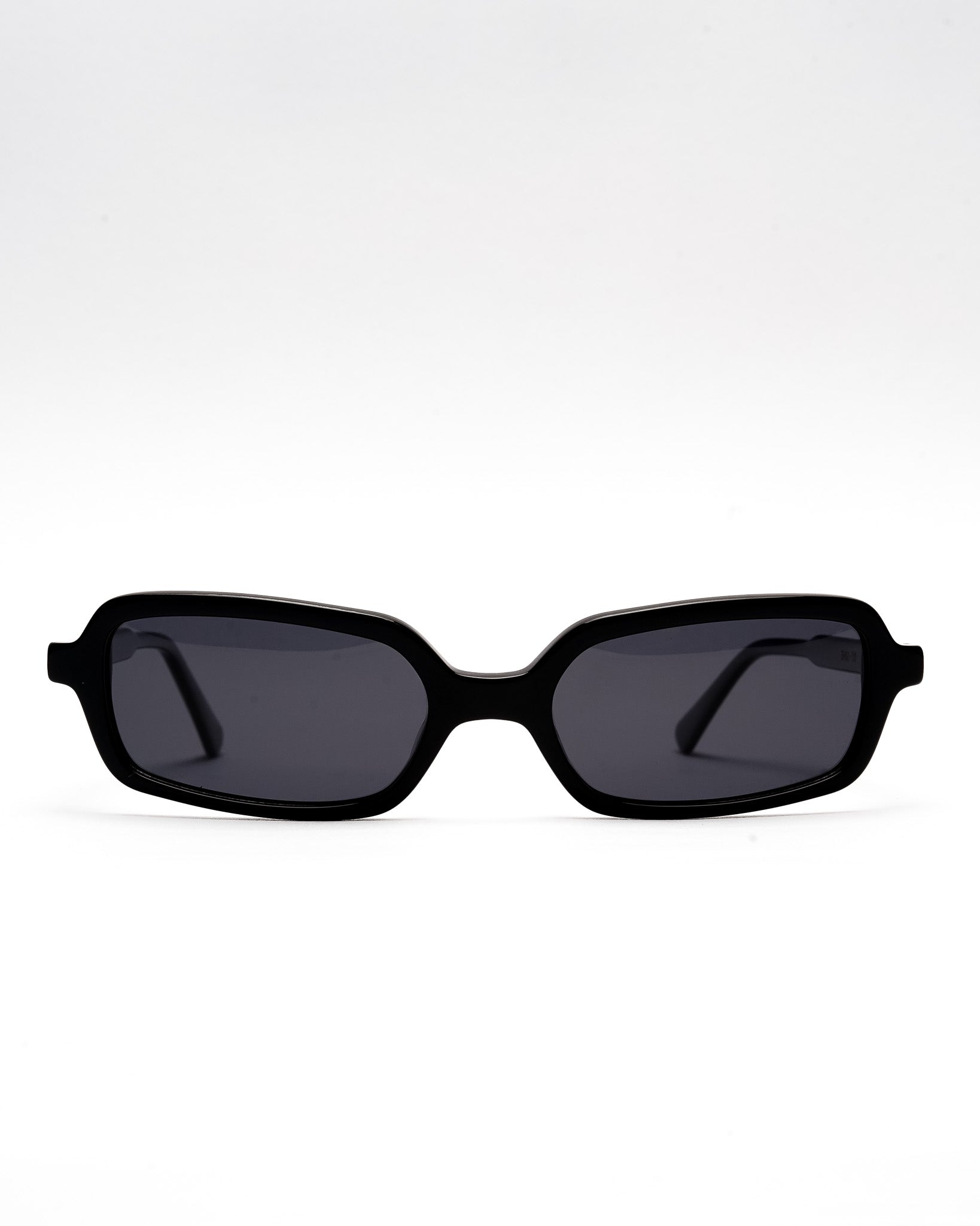 GINE – BLACK / SMOKE - Image 4