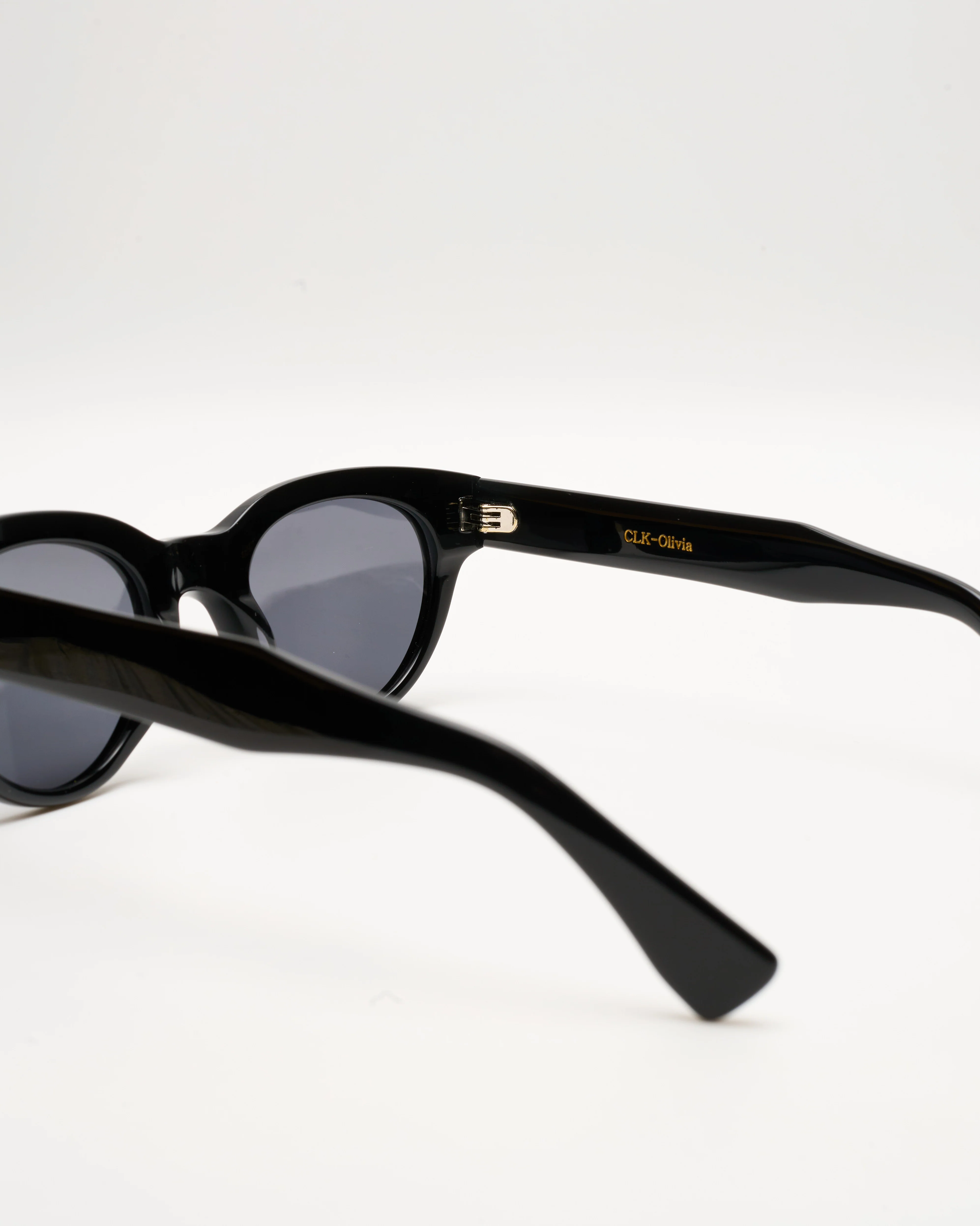 OLIVIA - BLACK / SMOKE - Image 4