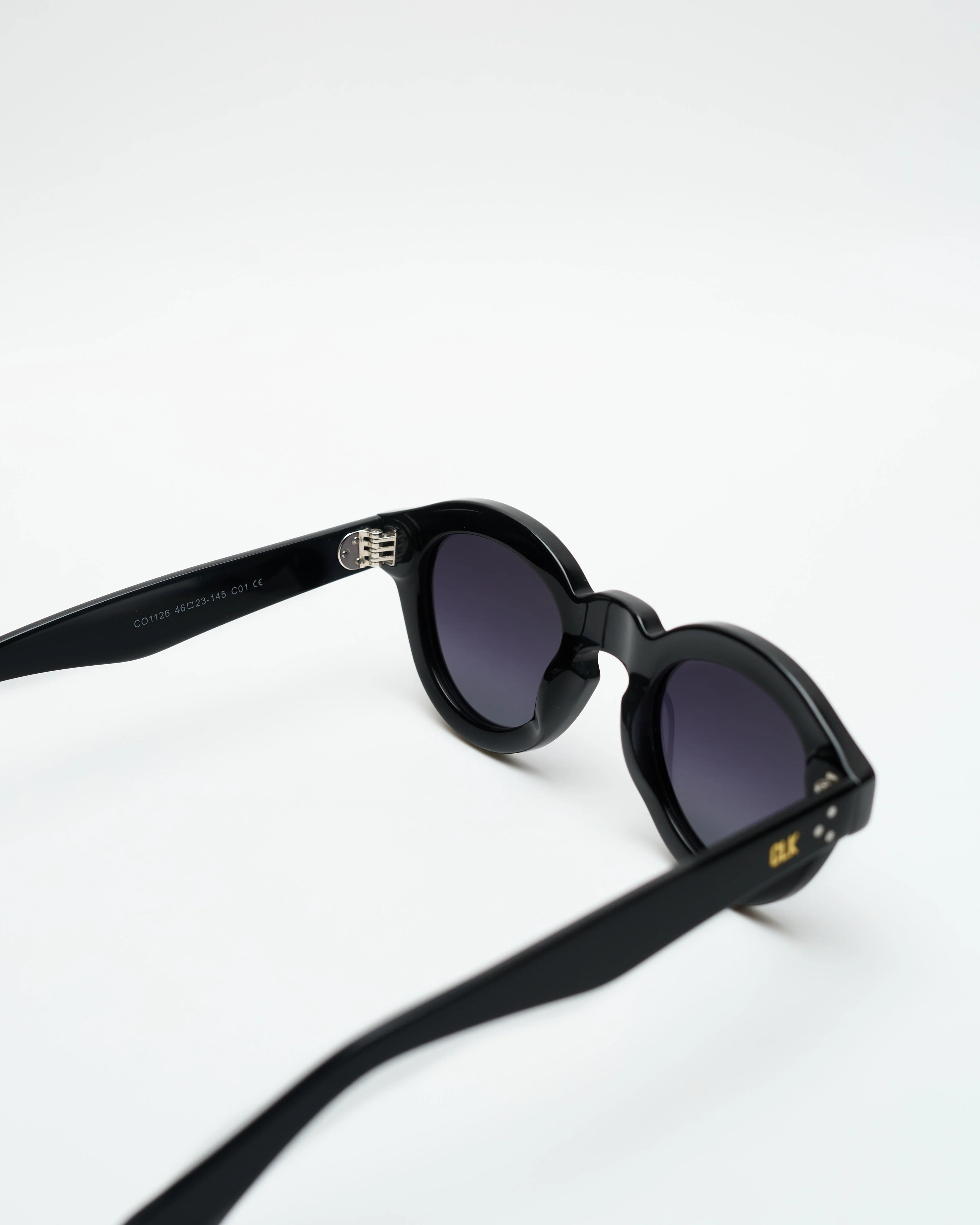MATTHEW - BLACK / SMOKE - Image 3