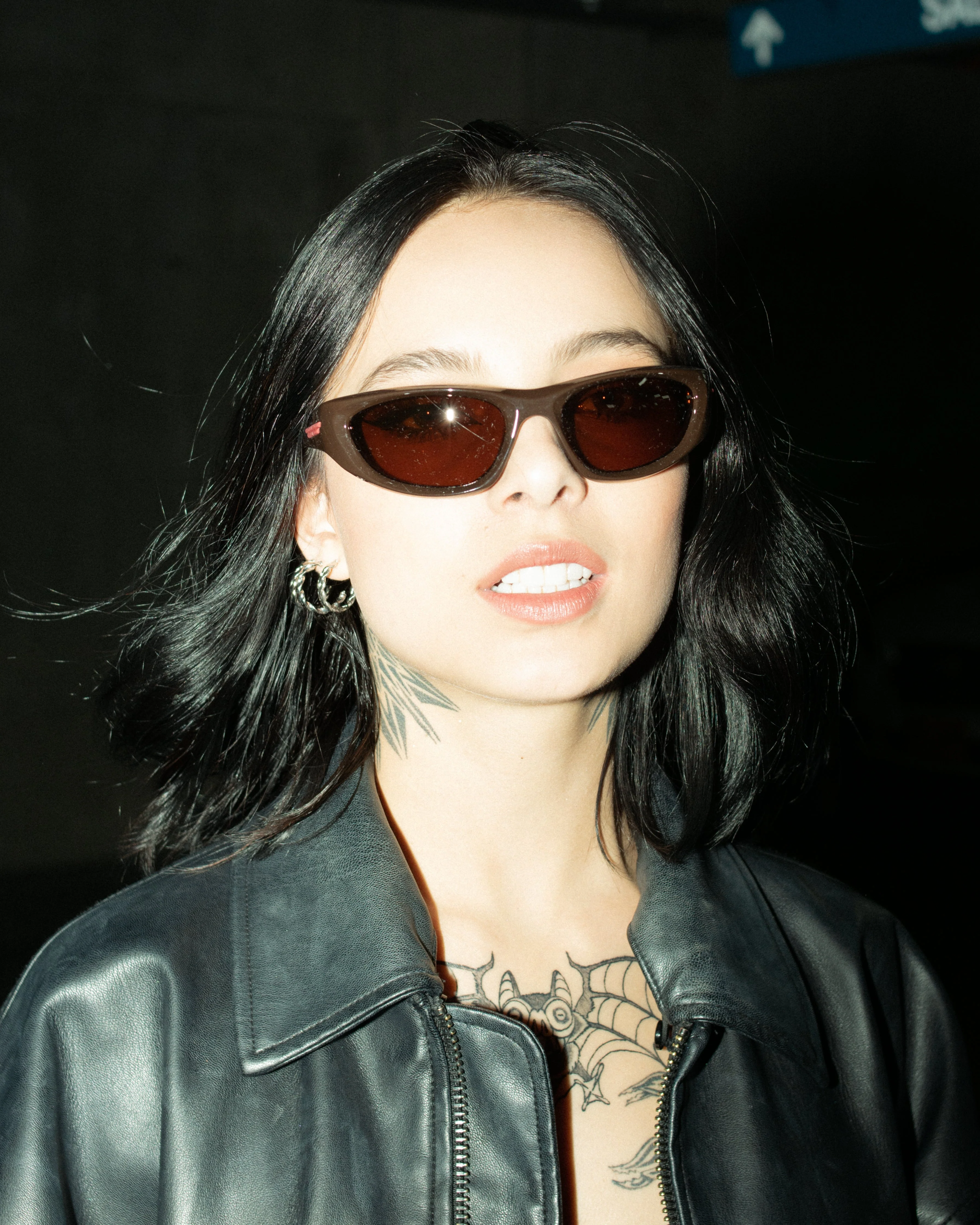 NOVA SUNGLASSES - BLACK / CINNAMON - Image 4