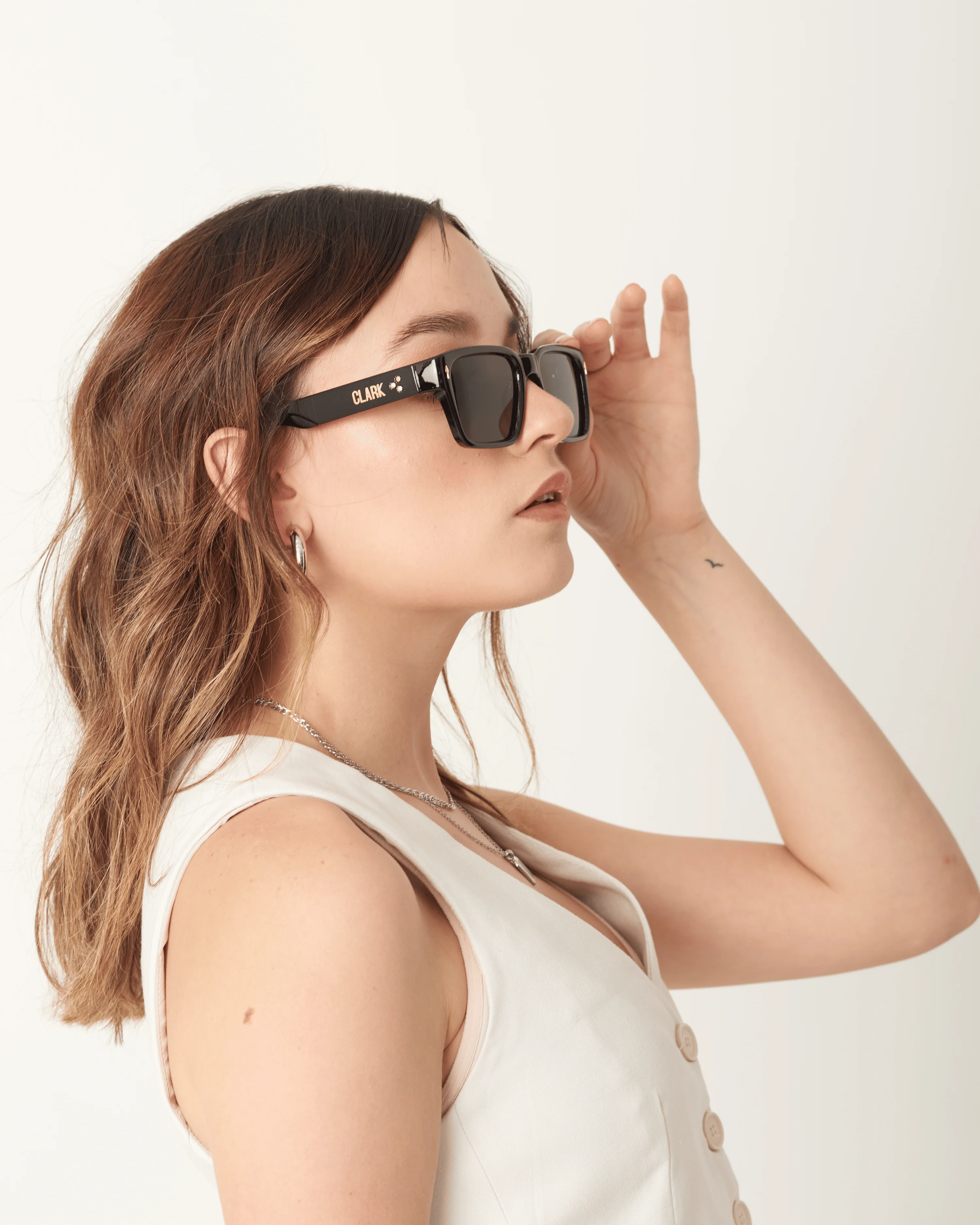 SIMONS SUNGLASSES - BLACK / SMOKE - Image 5