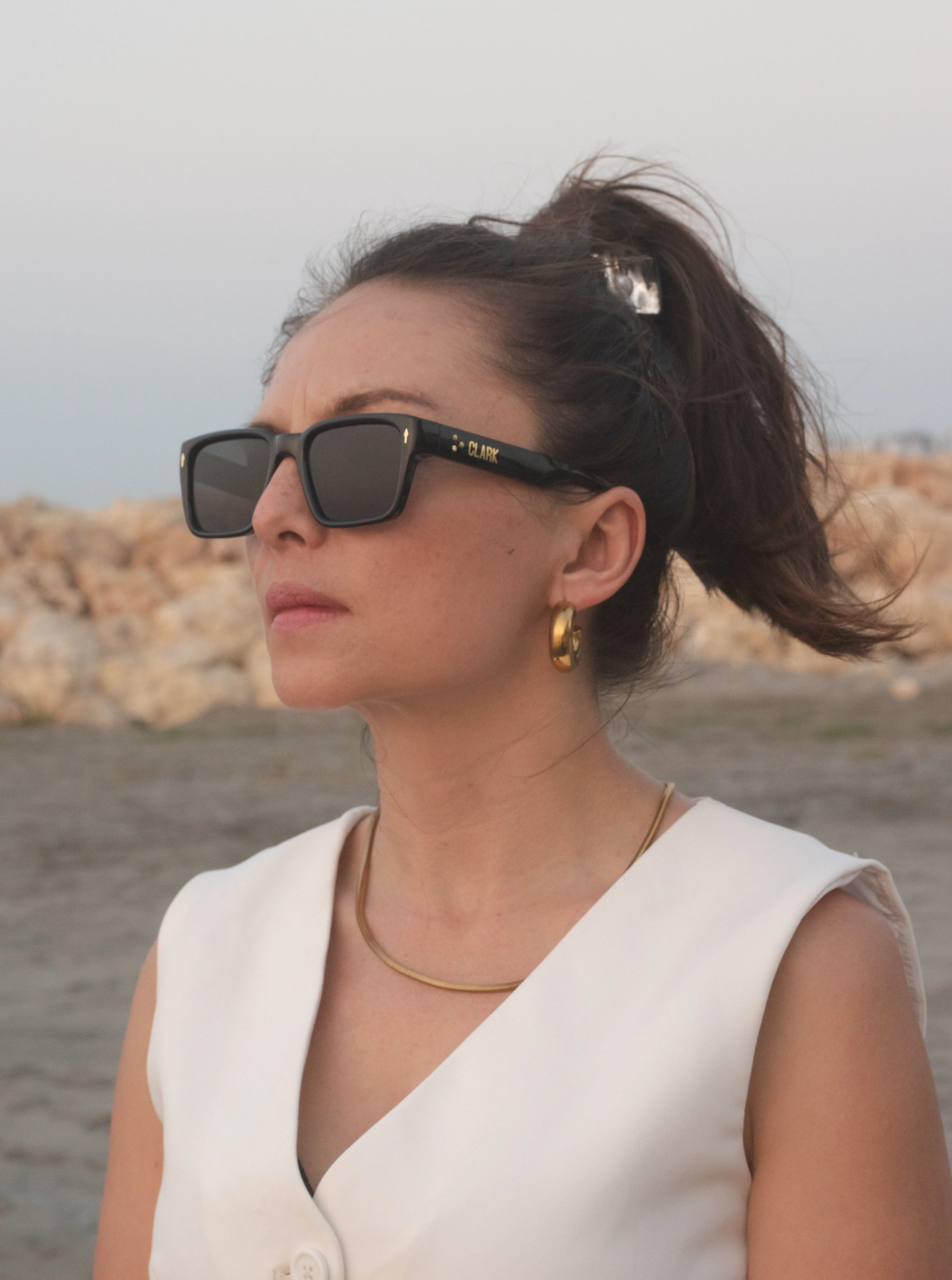 SIMONS SUNGLASSES - BLACK / SMOKE - Image 6